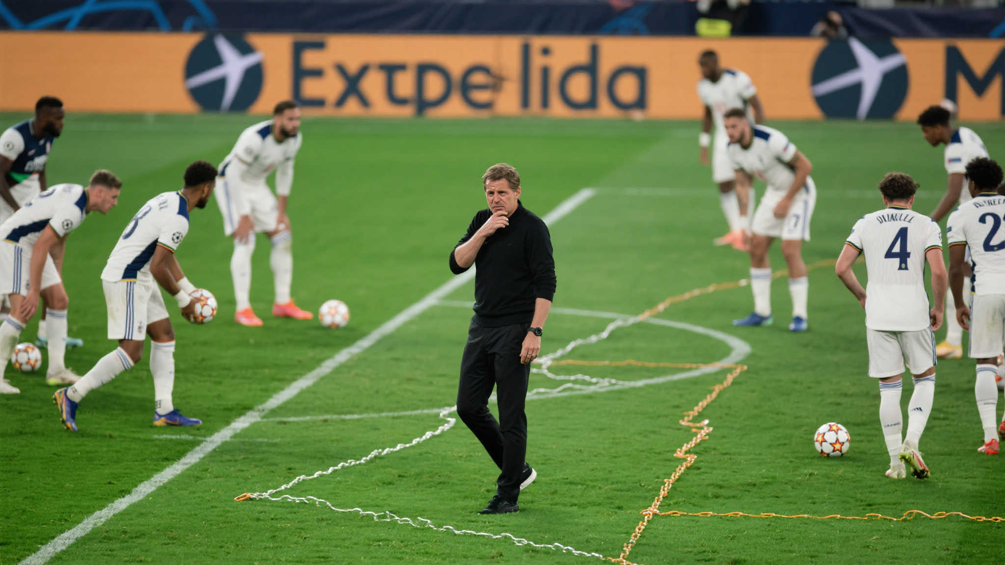 预计莱斯特城七月换帅，范尼或因战绩不佳离任